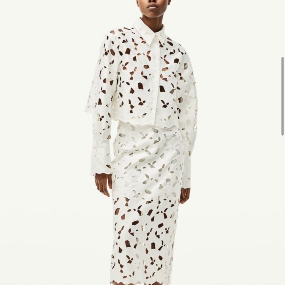 NWT H&M Satin Button-Up Shirt Blouse W/ Eyelet Embroidery White Small
